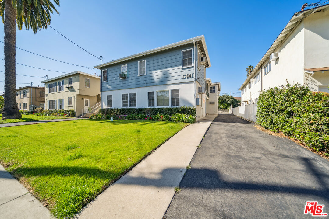 5341 Vantage Ave Unit: 3