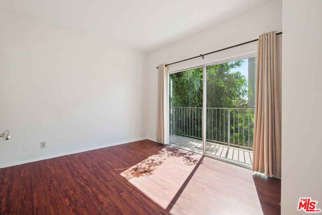 937 Wilcox Ave Unit: 7