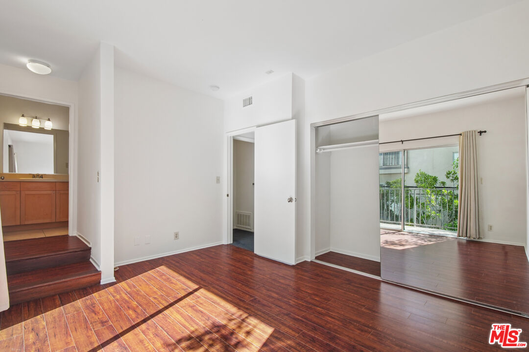 937 Wilcox Ave Unit: 7