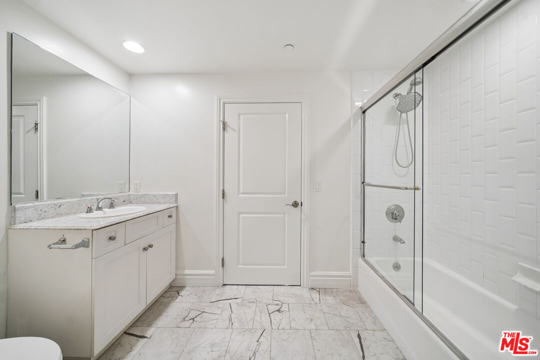 1050 S Holt Ave Unit: 403