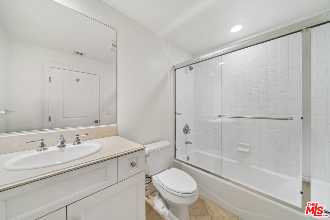 1050 S Holt Ave Unit: 403