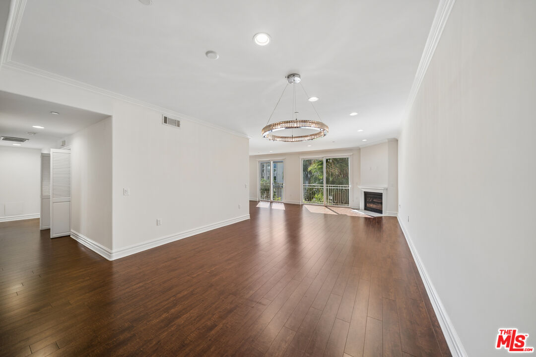 1050 S Holt Ave Unit: 403