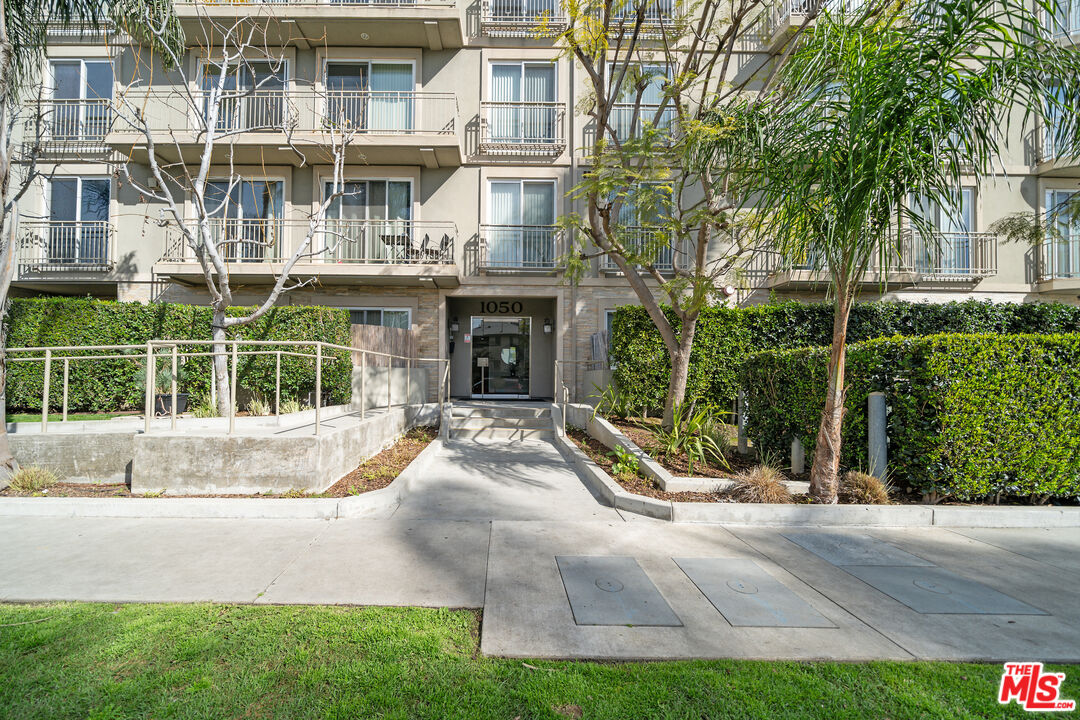 1050 S Holt Ave Unit: 403