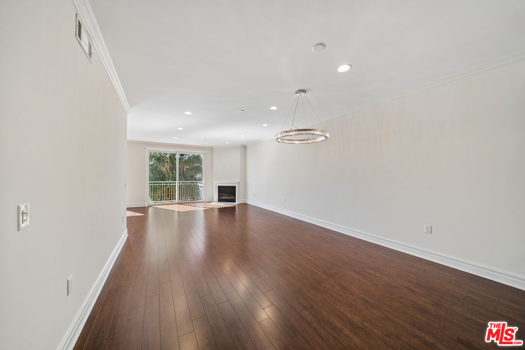 1050 S Holt Ave Unit: 403