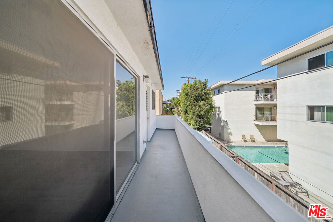 1050 S Wooster St Unit: 5