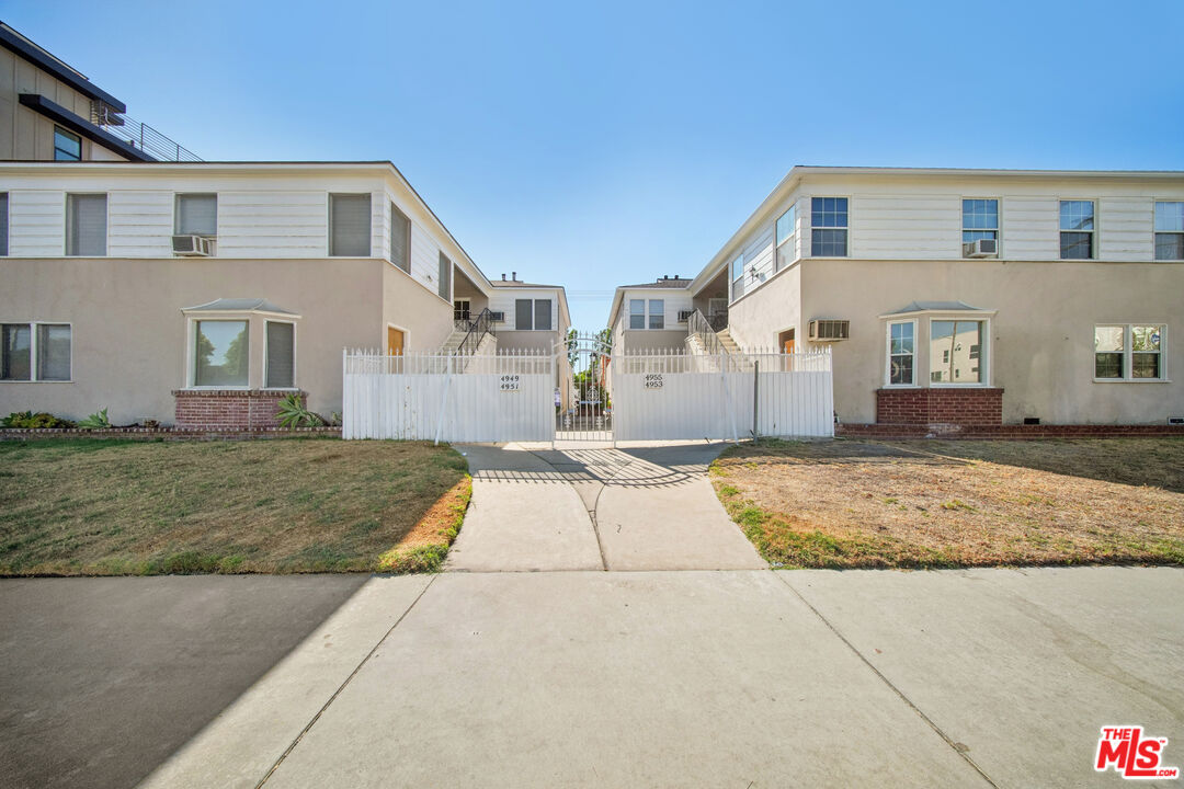 4951 Cahuenga Blvd Unit: 4951A