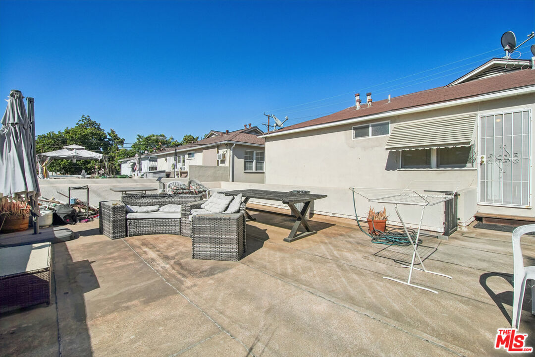 4951 Cahuenga Blvd Unit: 4951A