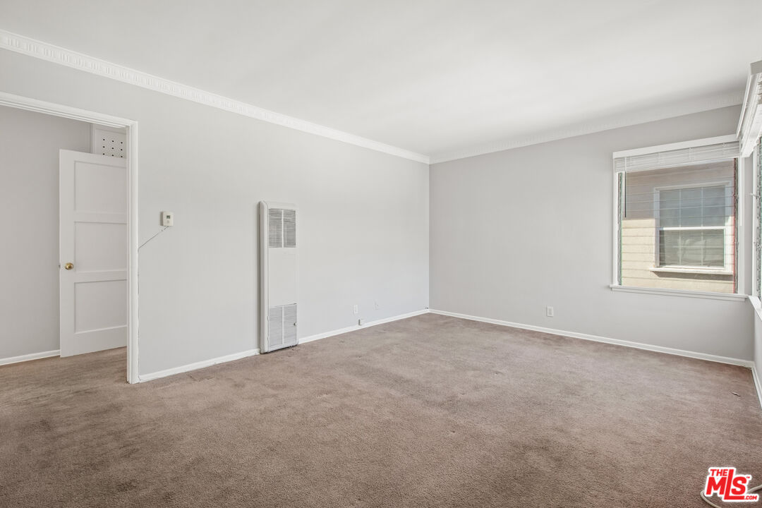 4951 Cahuenga Blvd Unit: 4951A