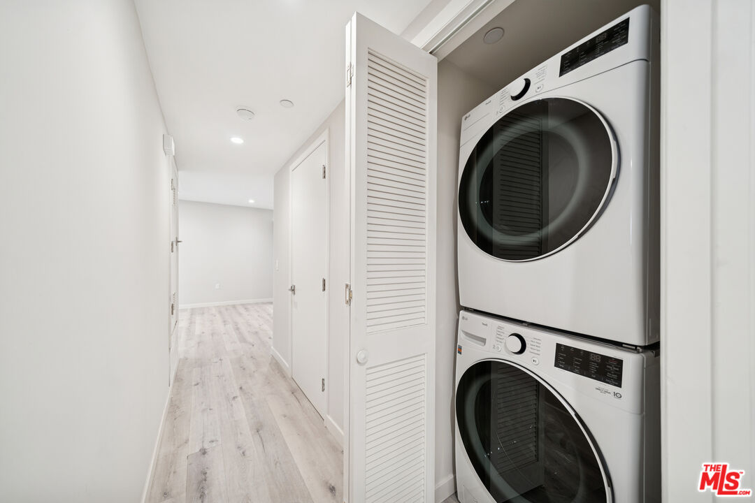 1051 S Corning St Unit: 403