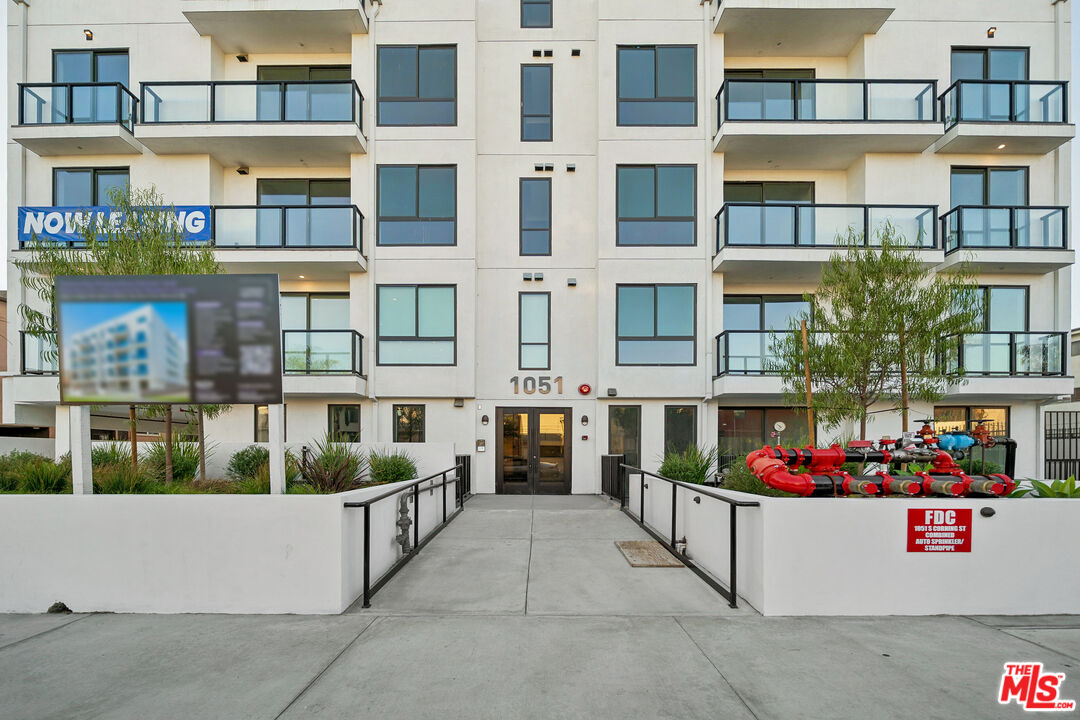 1051 S Corning St Unit: 403