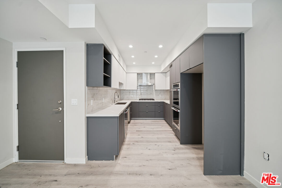 1051 S Corning St Unit: 502
