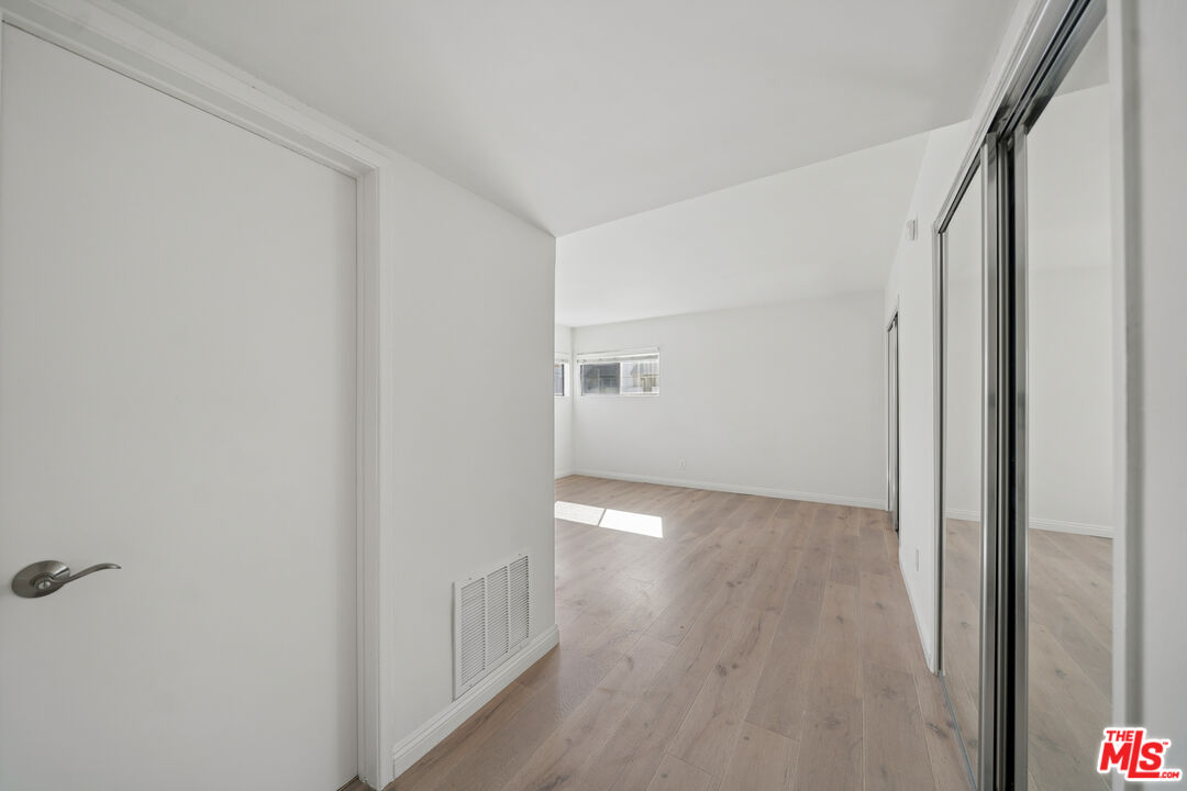 133 N Swall Dr Unit: 301