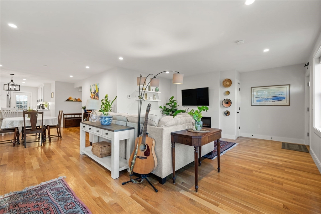 55 Woodlawn Street # 1