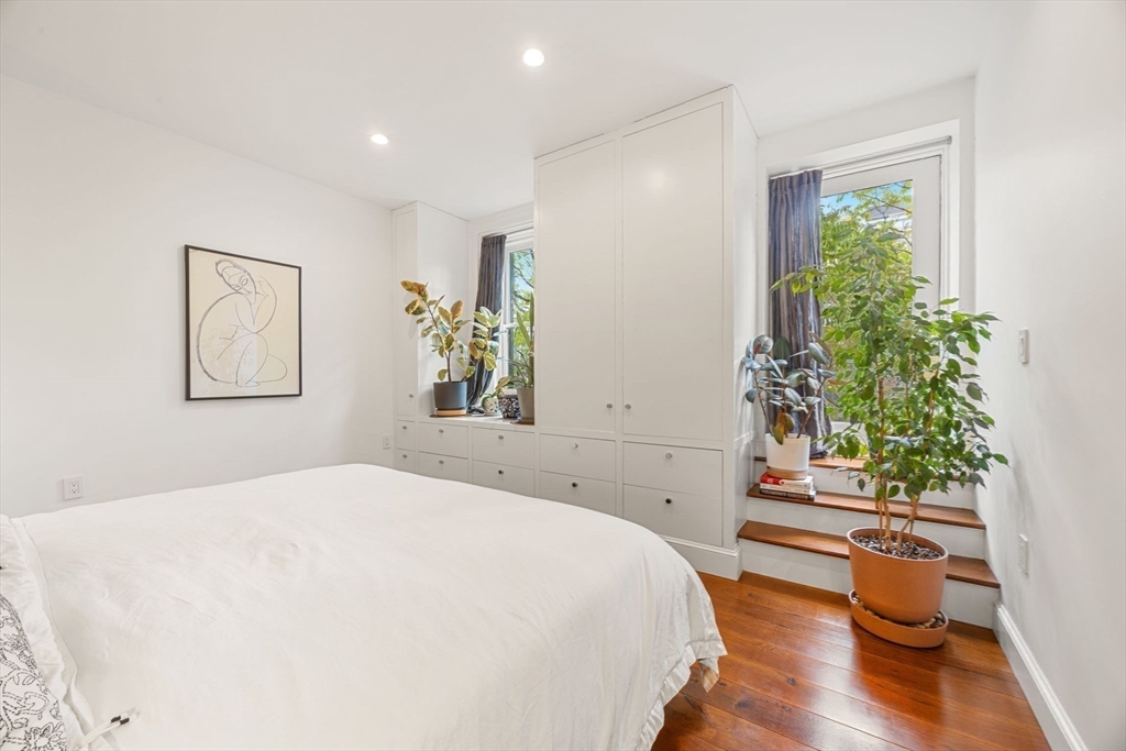 226 Commonwealth Avenue # 2