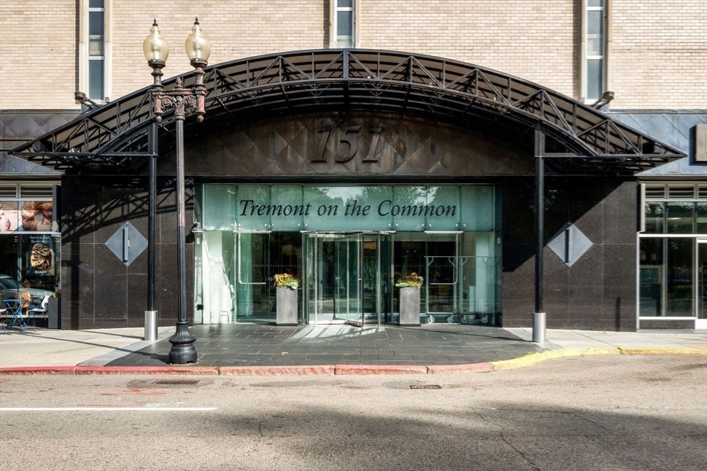 151 Tremont Street # 24D