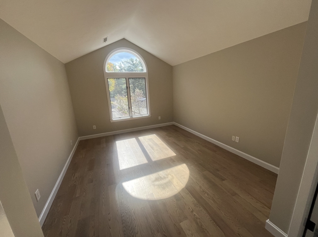 7 Wainwright Rd. # 13