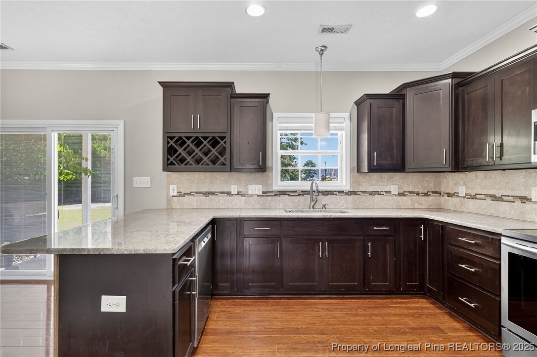 2427 Kimbolton Drive