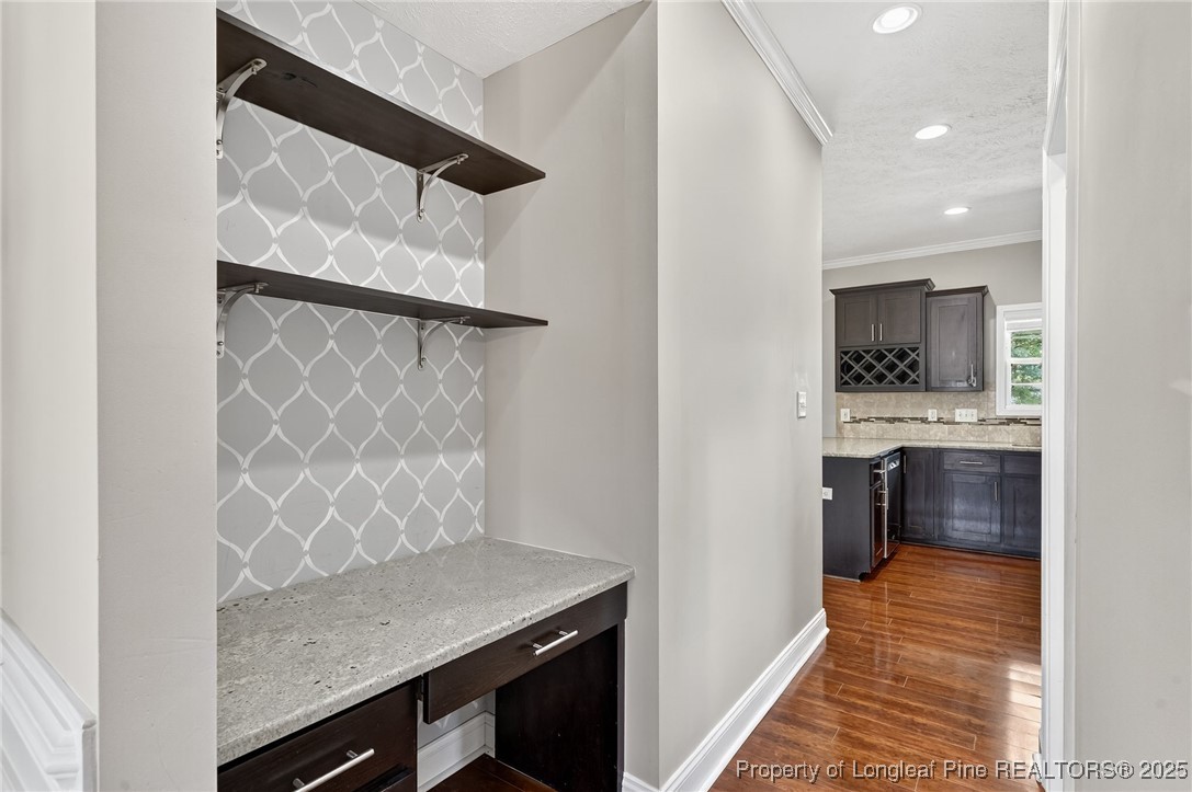 2427 Kimbolton Drive