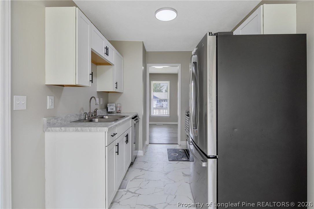 1407 Farwell Drive