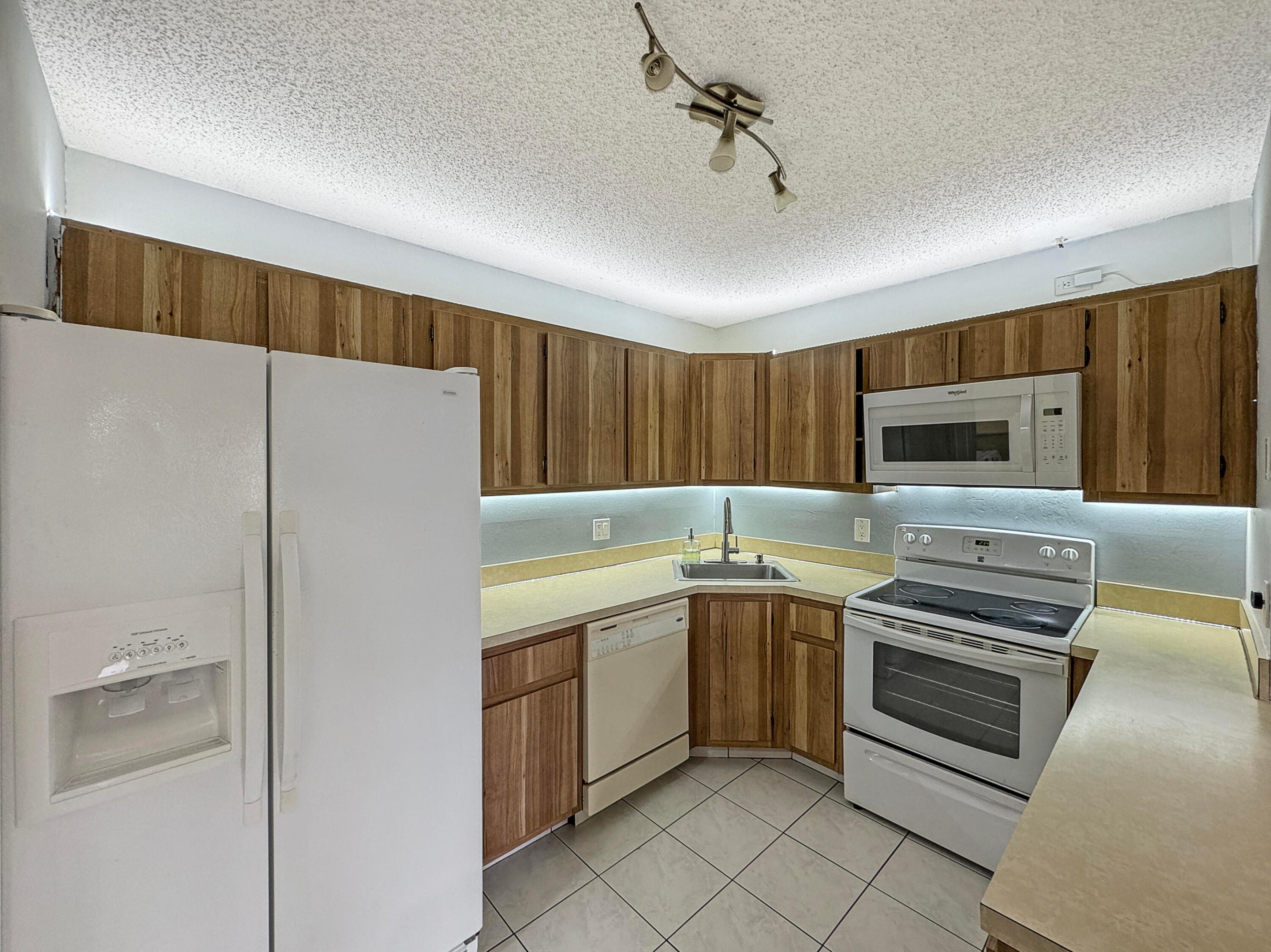 4844 Sable Pine Circle C2
