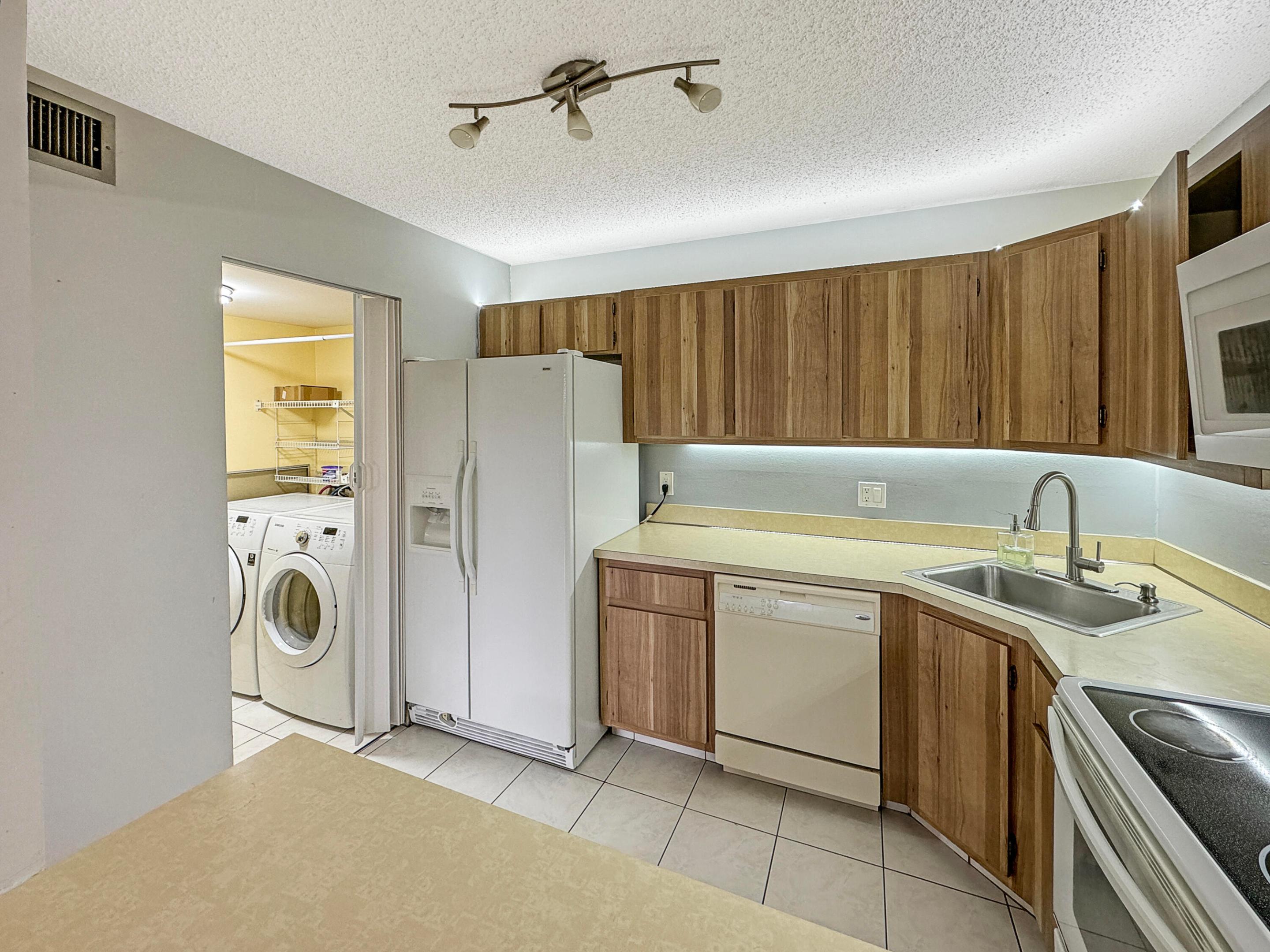 4844 Sable Pine Circle C2