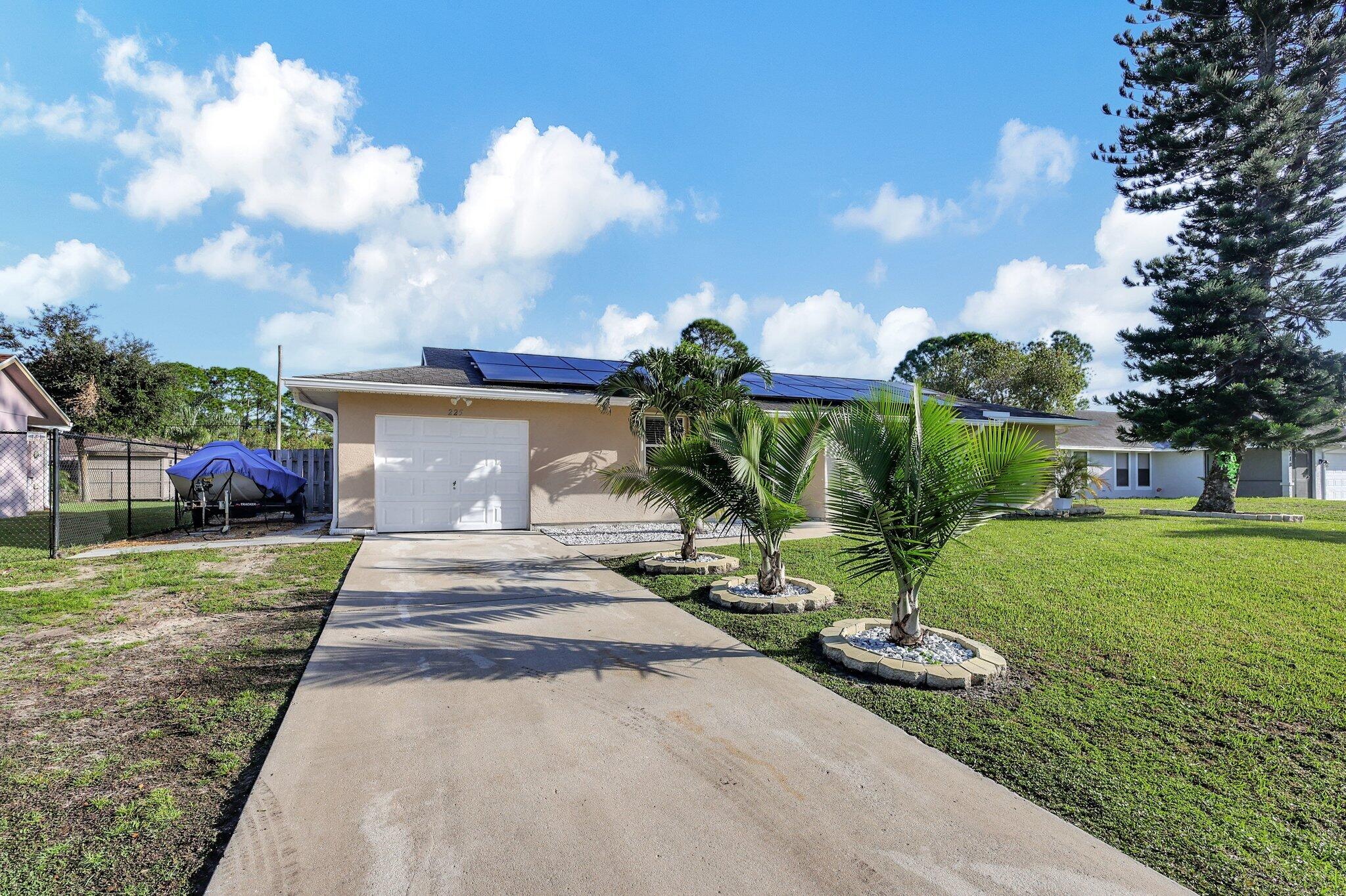 225 SW Langfield Avenue, Port St. Lucie
