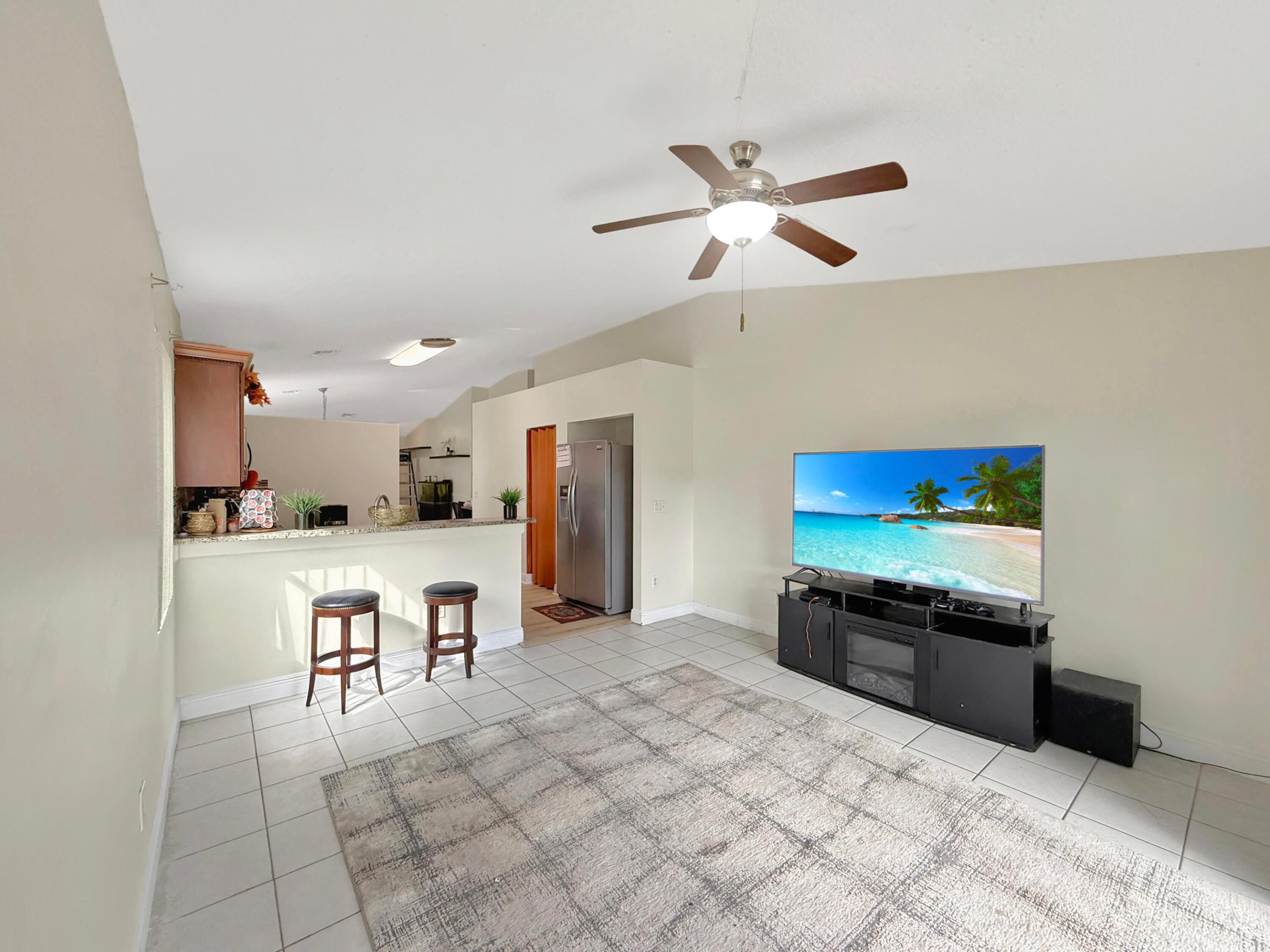1051 Park Hill Drive