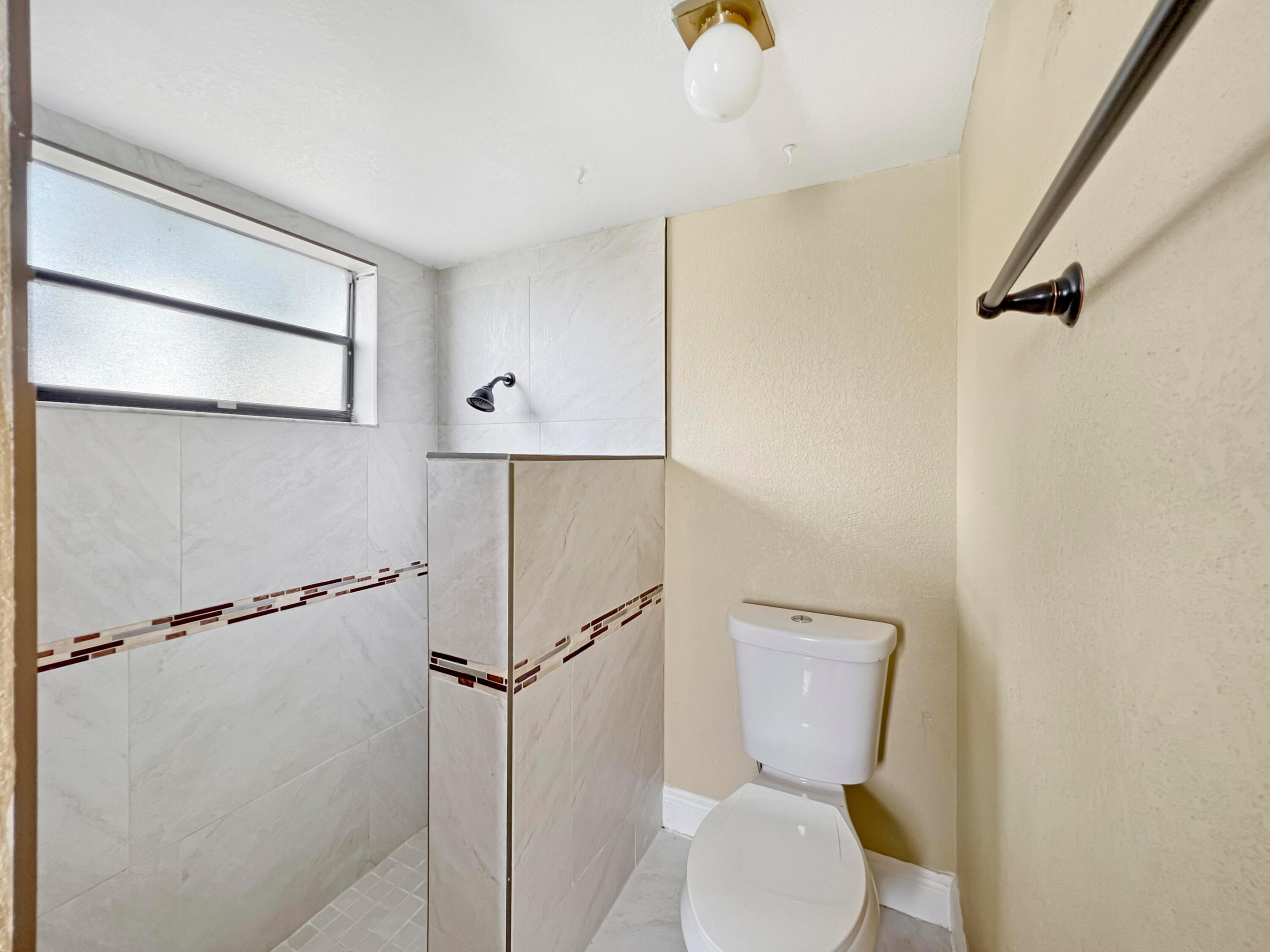 7401 NW 48th Place