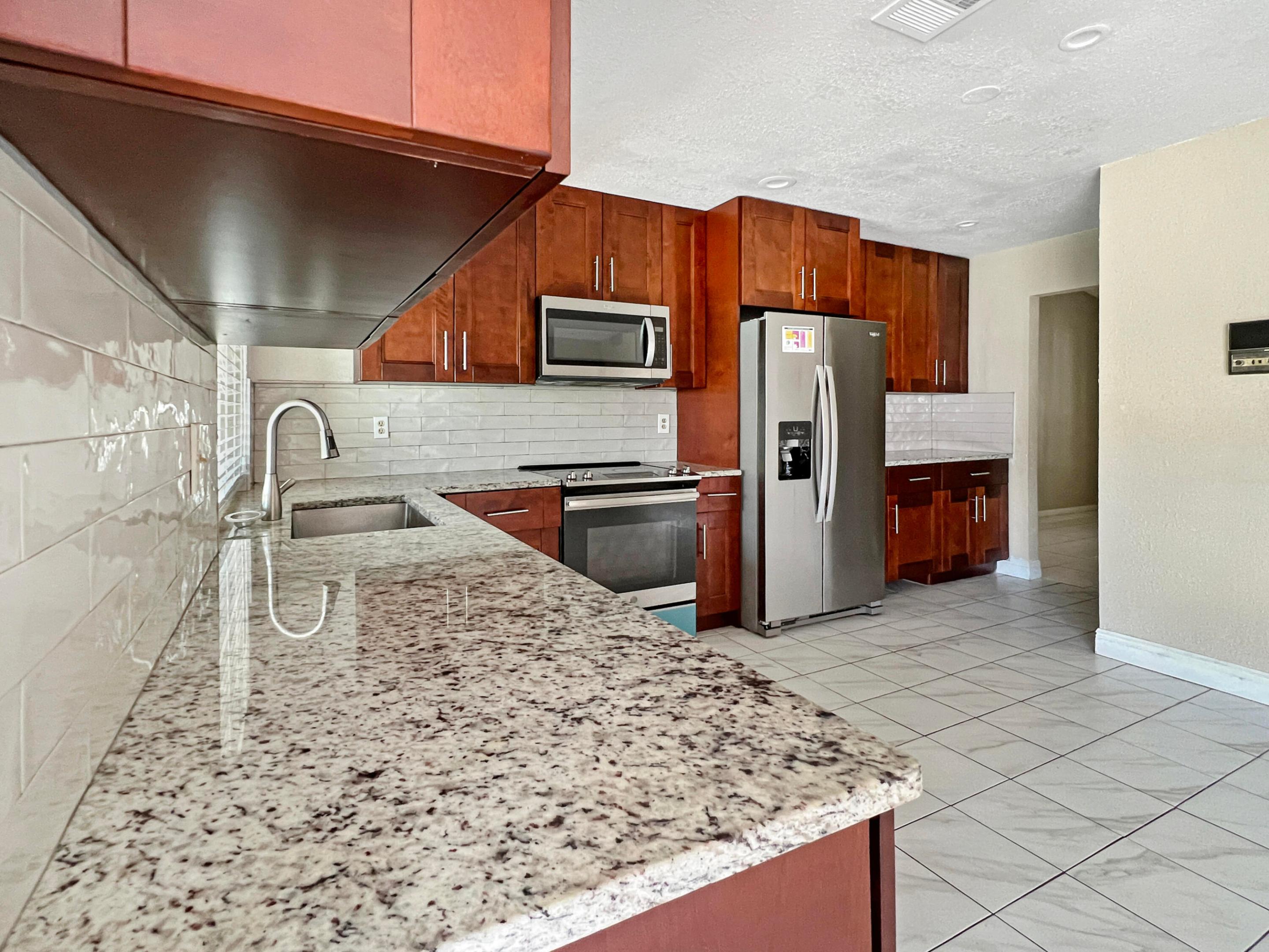 7401 NW 48th Place