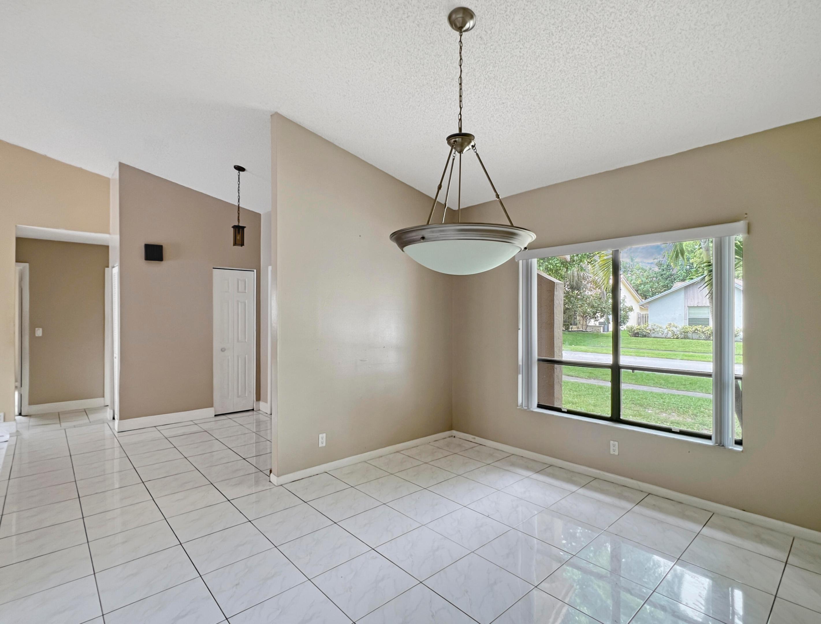 7401 NW 48th Place
