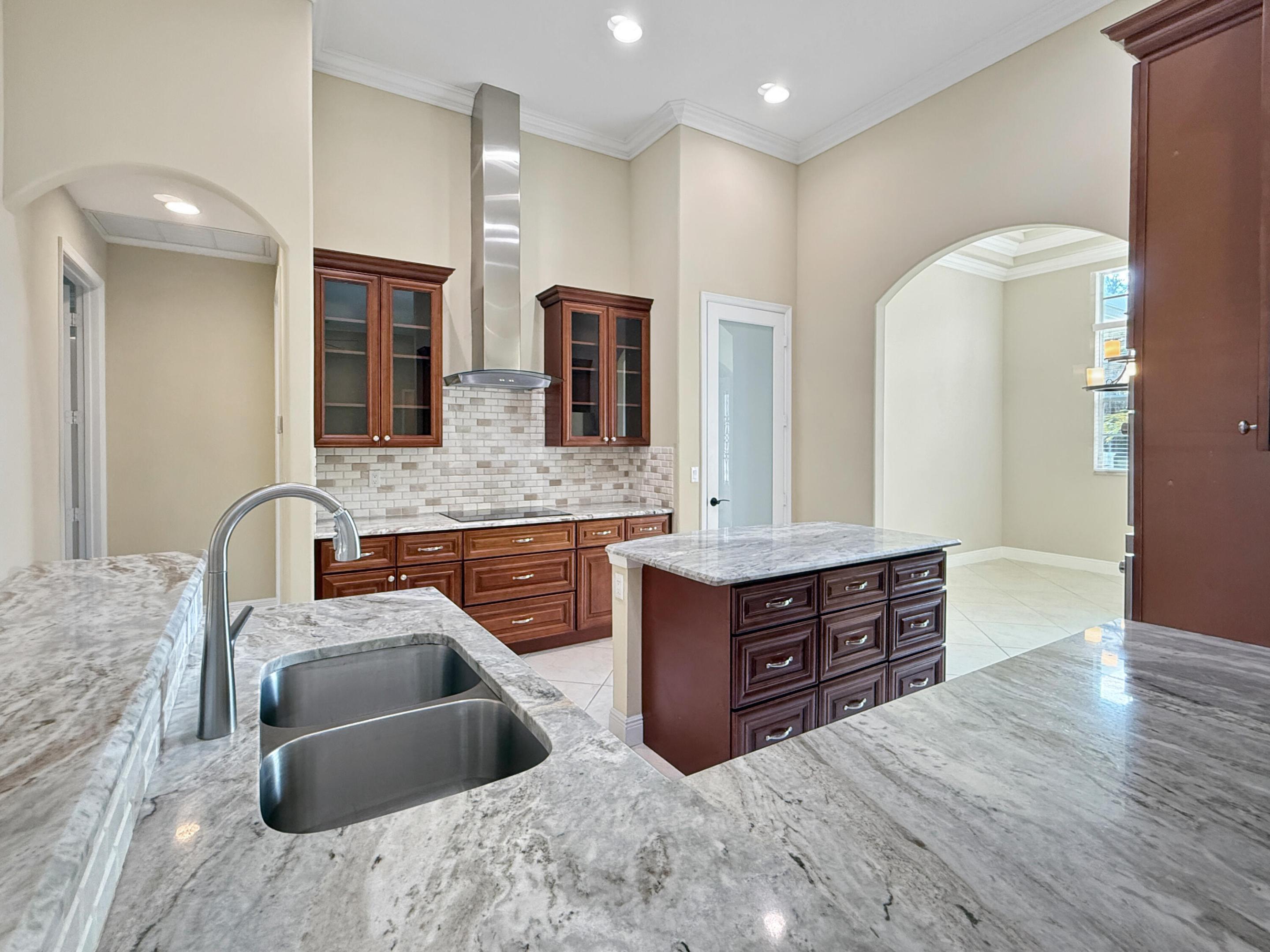 17891 Tangerine Boulevard