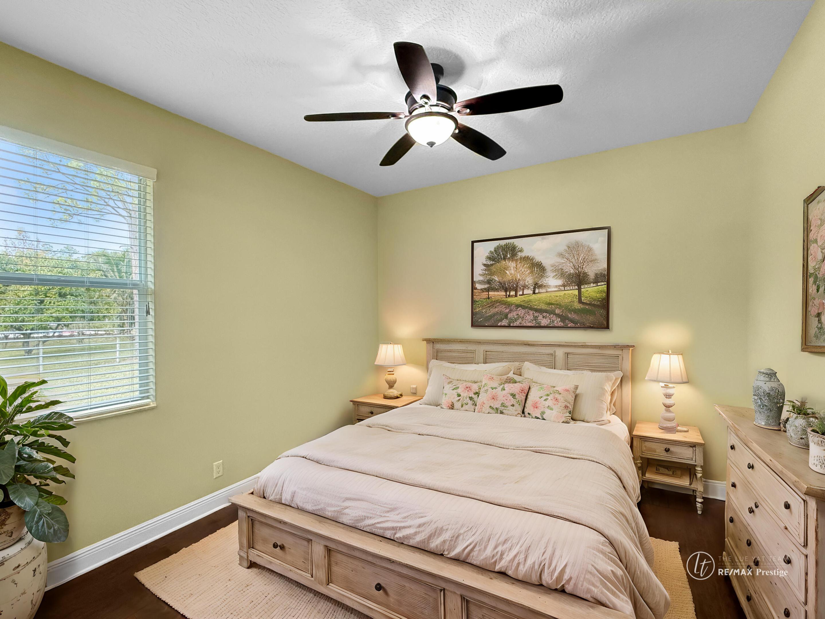 17891 Tangerine Boulevard