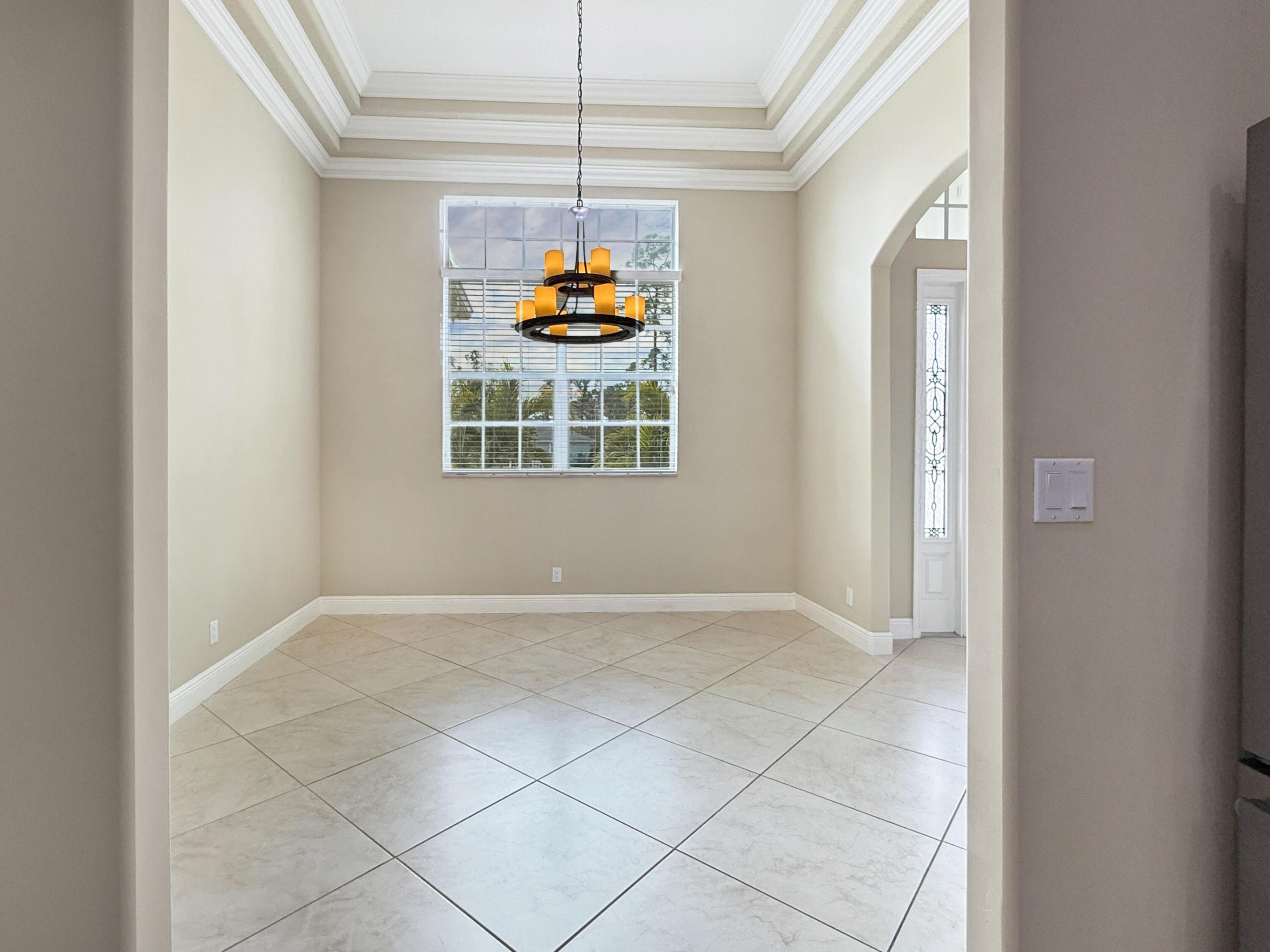 17891 Tangerine Boulevard