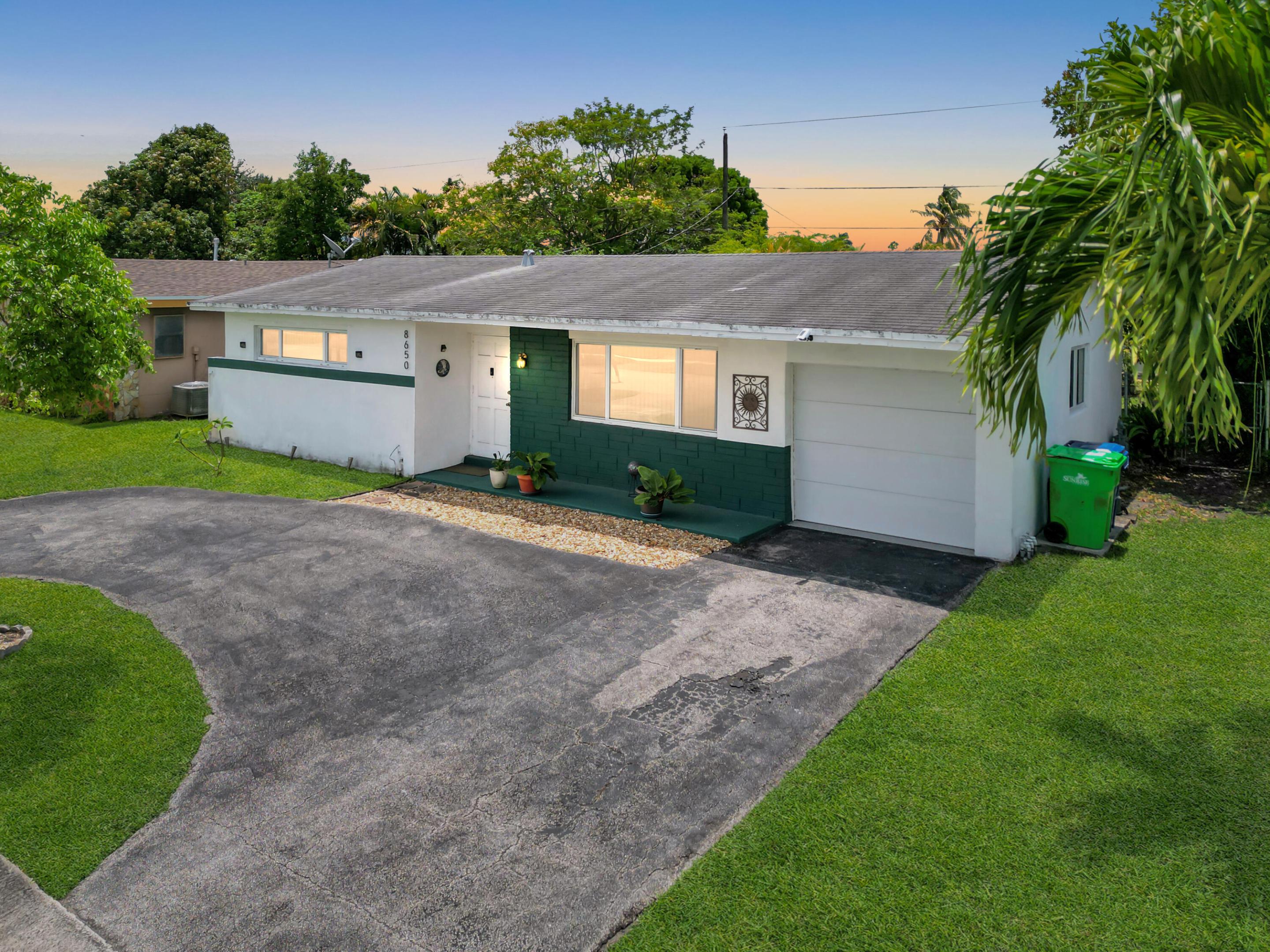 8650 NW 29th Street