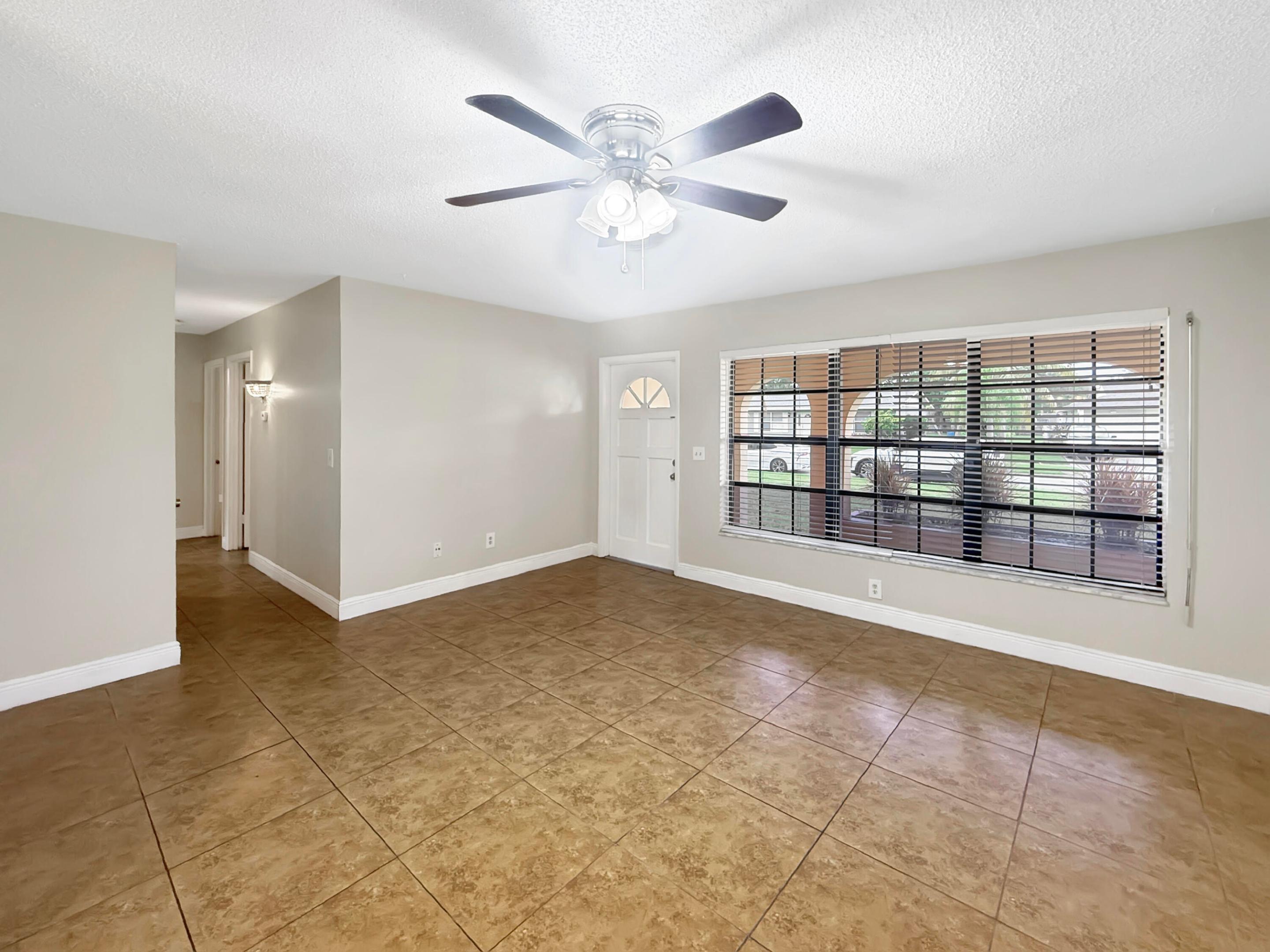 325 NE Orchard Street, Port St. Lucie