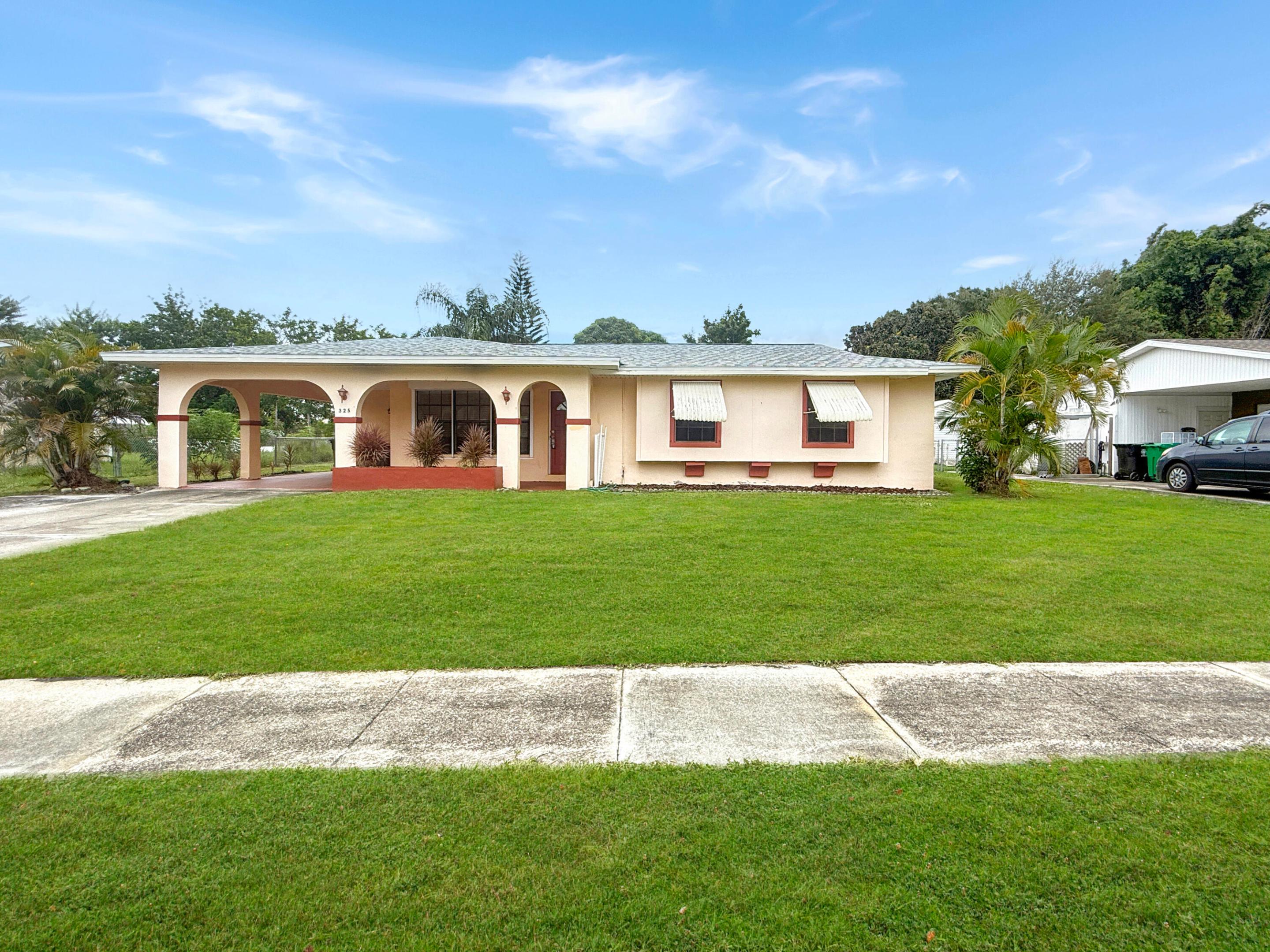 325 NE Orchard Street, Port St. Lucie