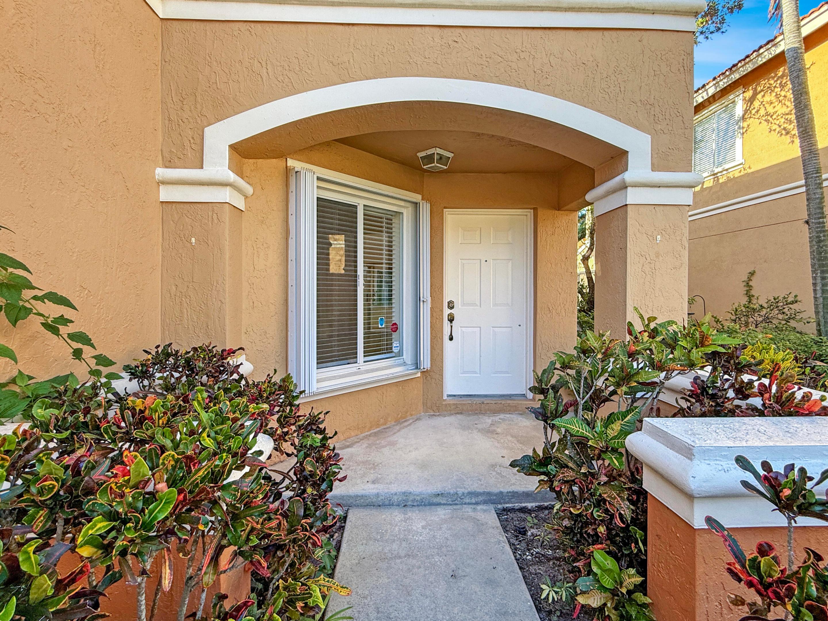 6160 Sugar Loaf Lane