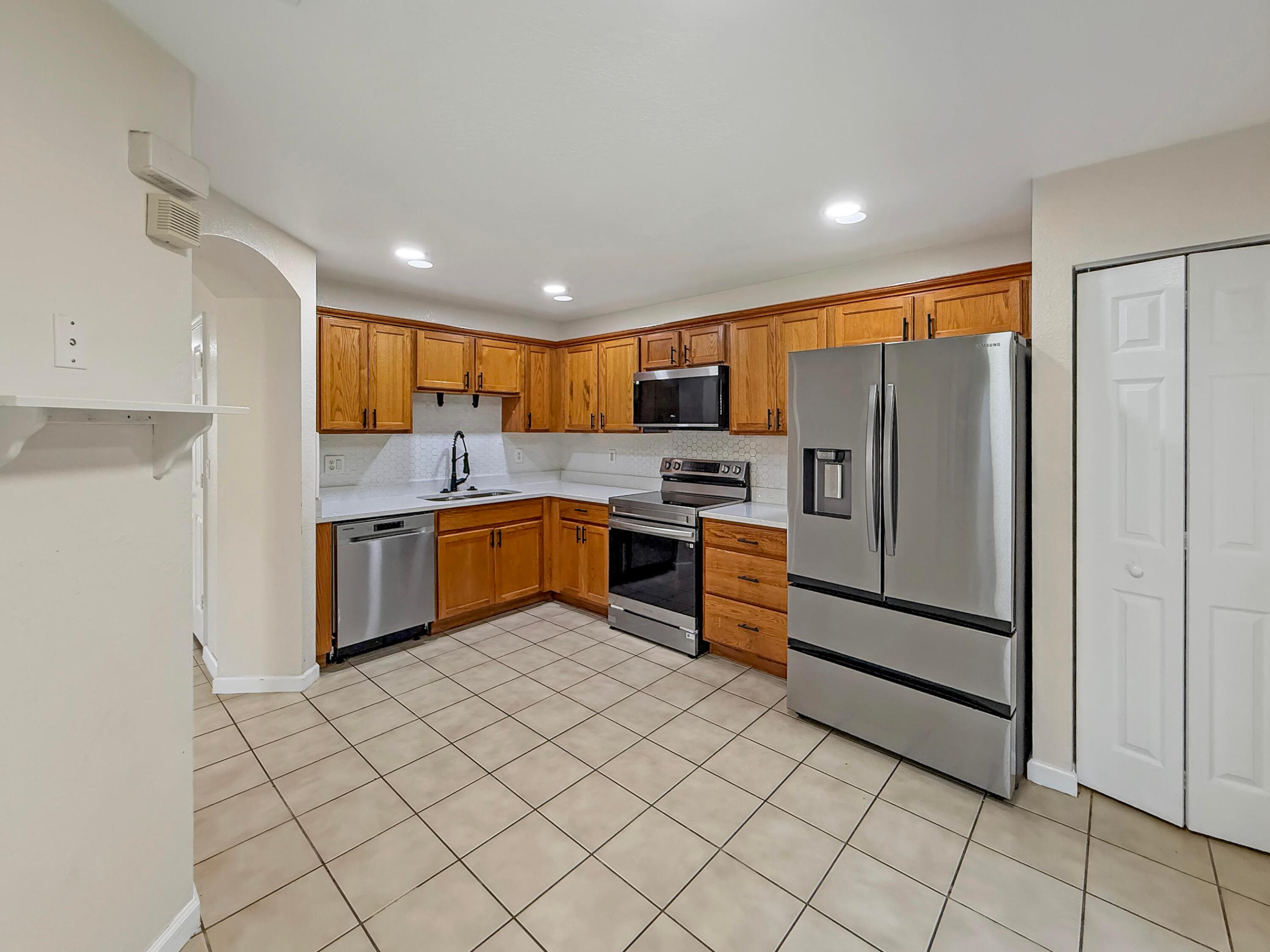 6160 Sugar Loaf Lane