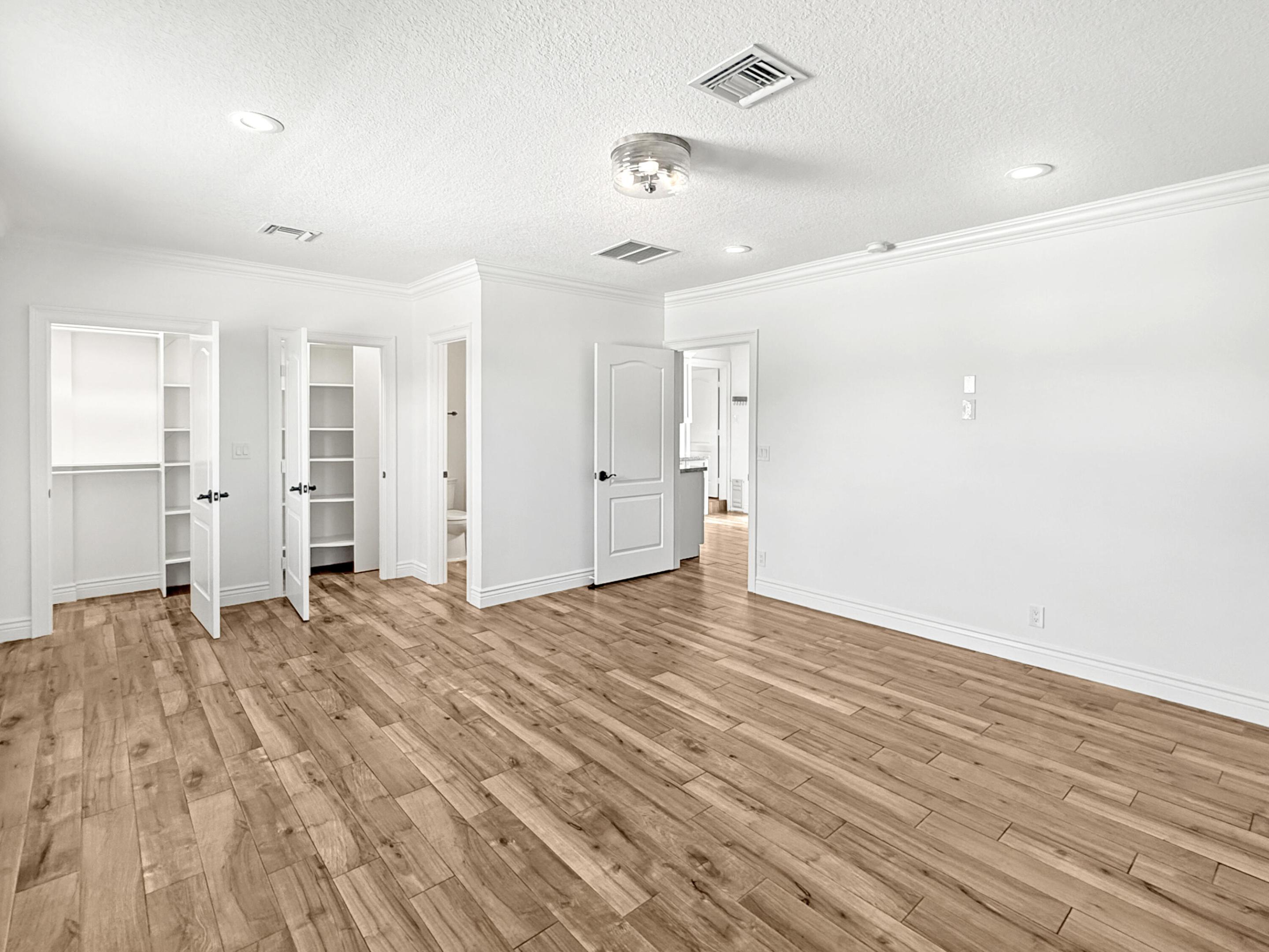 2511 F Road