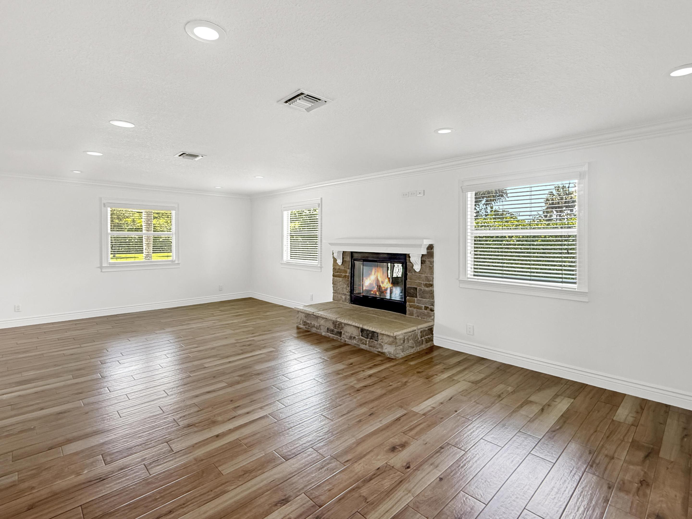 2511 F Road