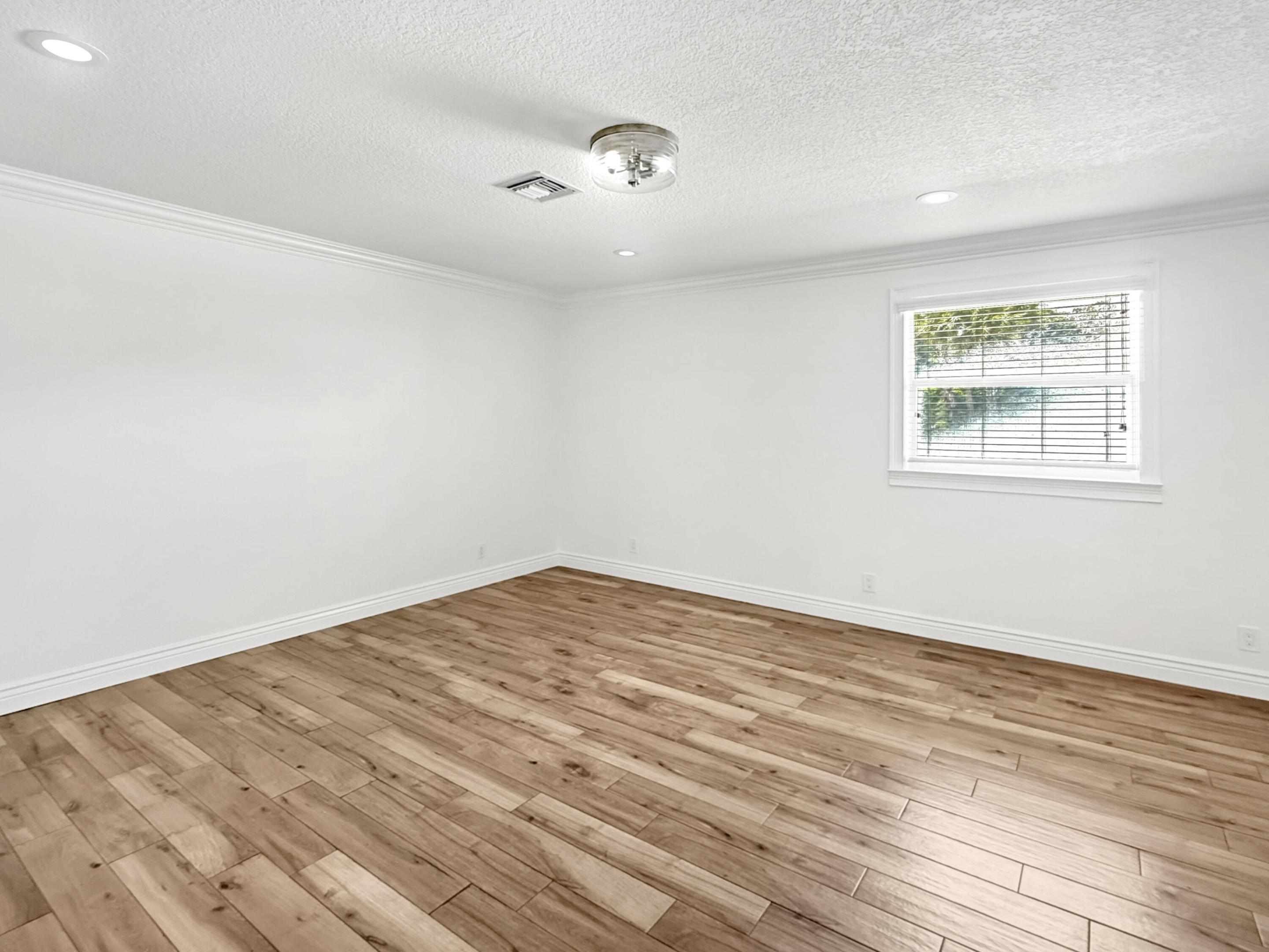 2511 F Road