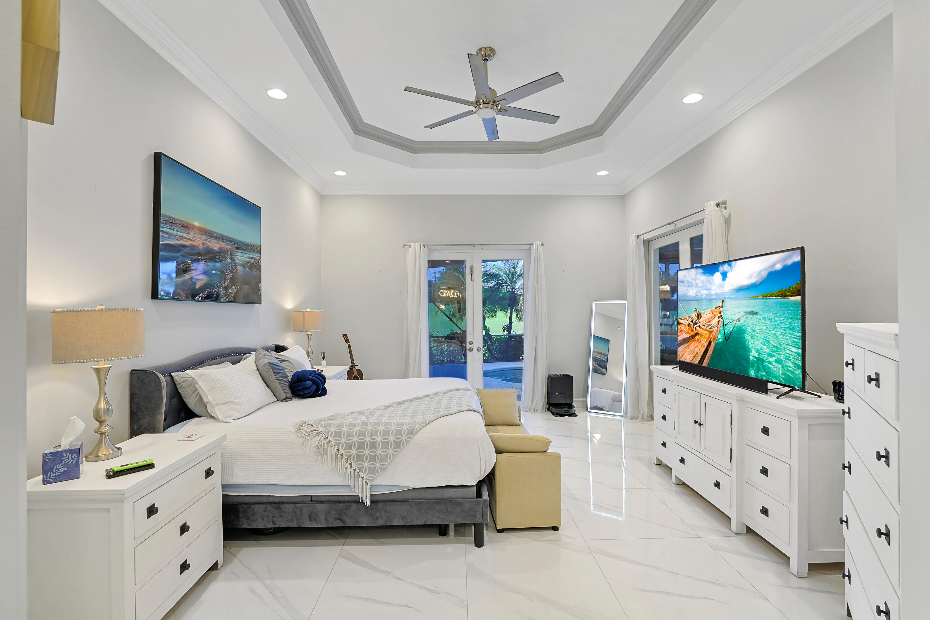 6775 Rothschild Circle