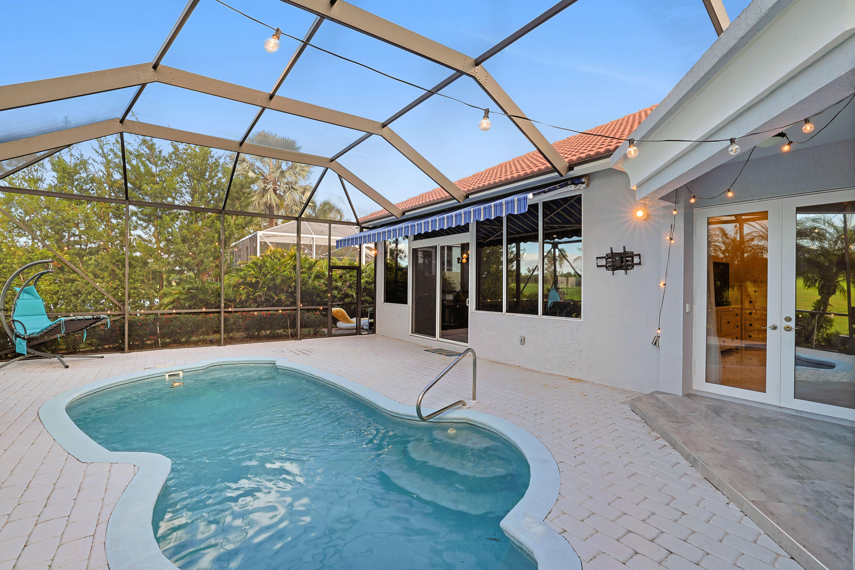 6775 Rothschild Circle