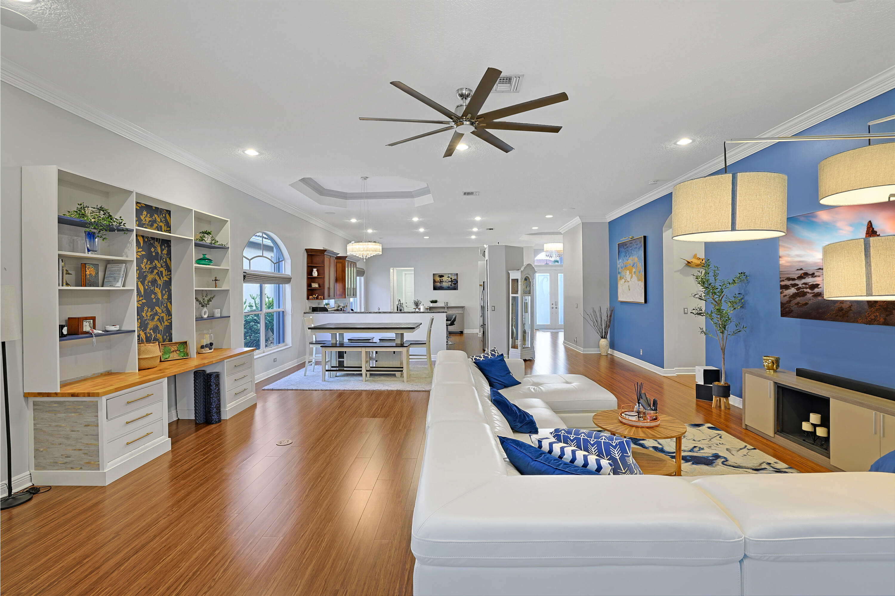6775 Rothschild Circle