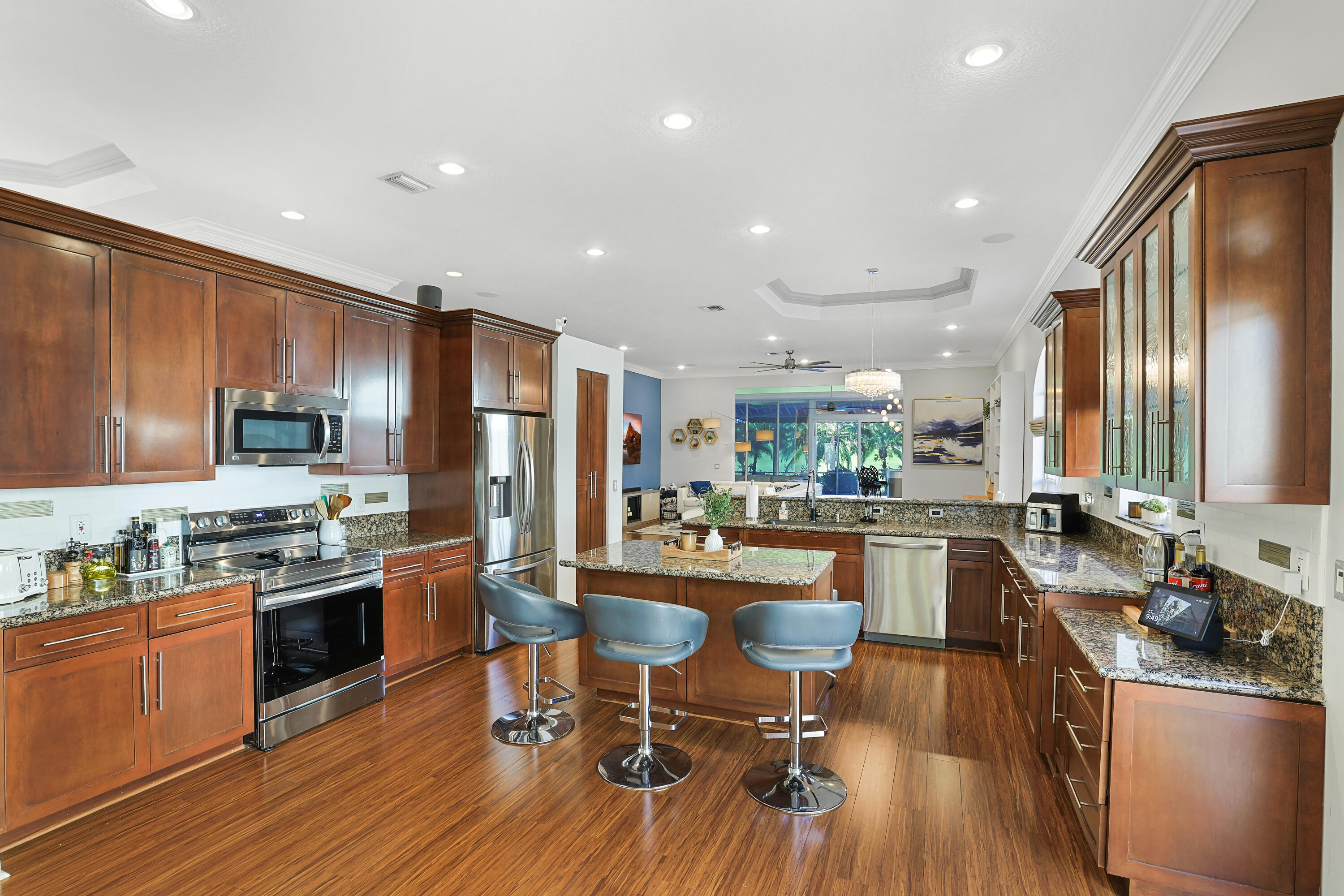 6775 Rothschild Circle