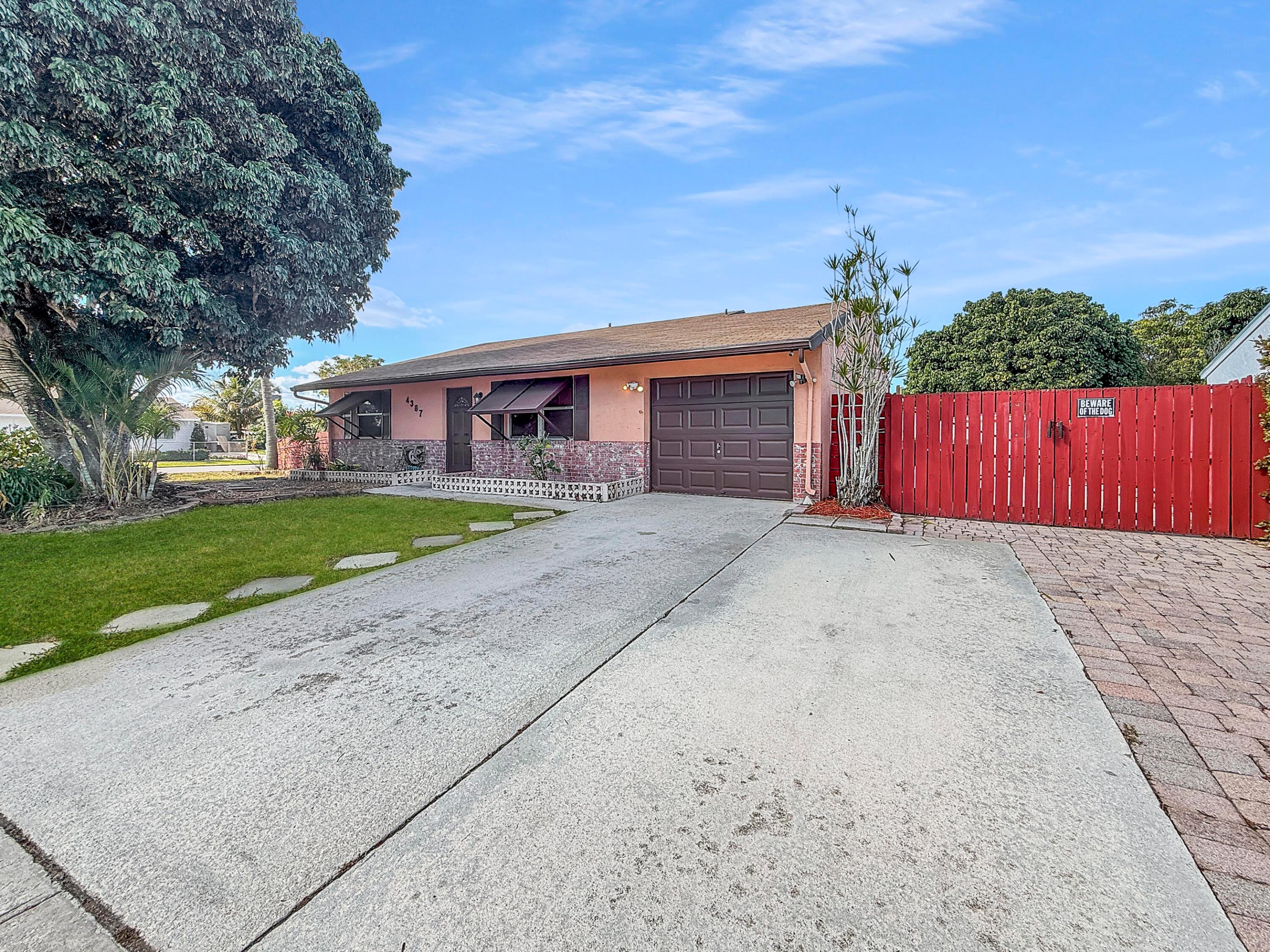 4387 Appian Way