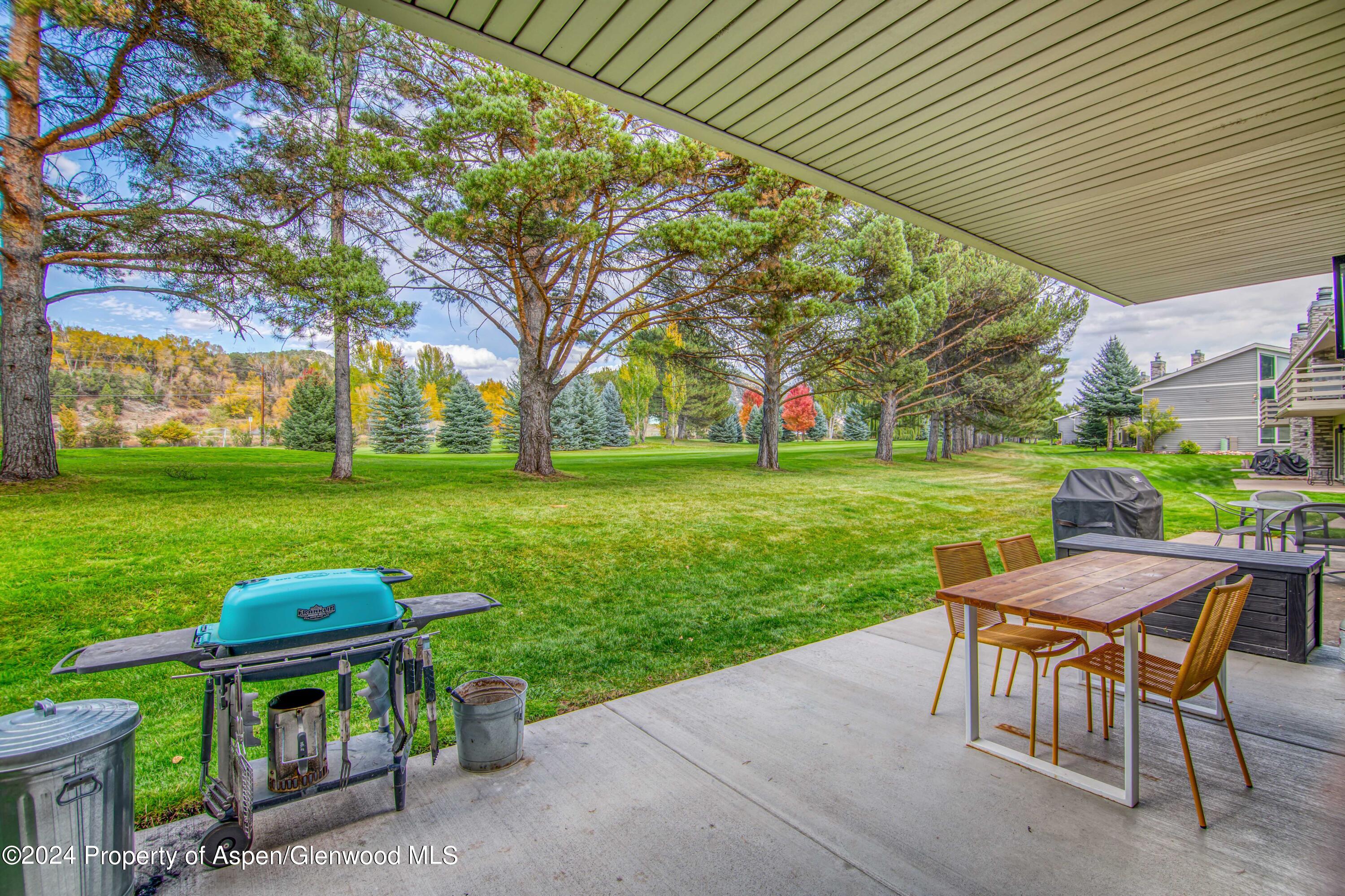 14913 Highway 82, 297