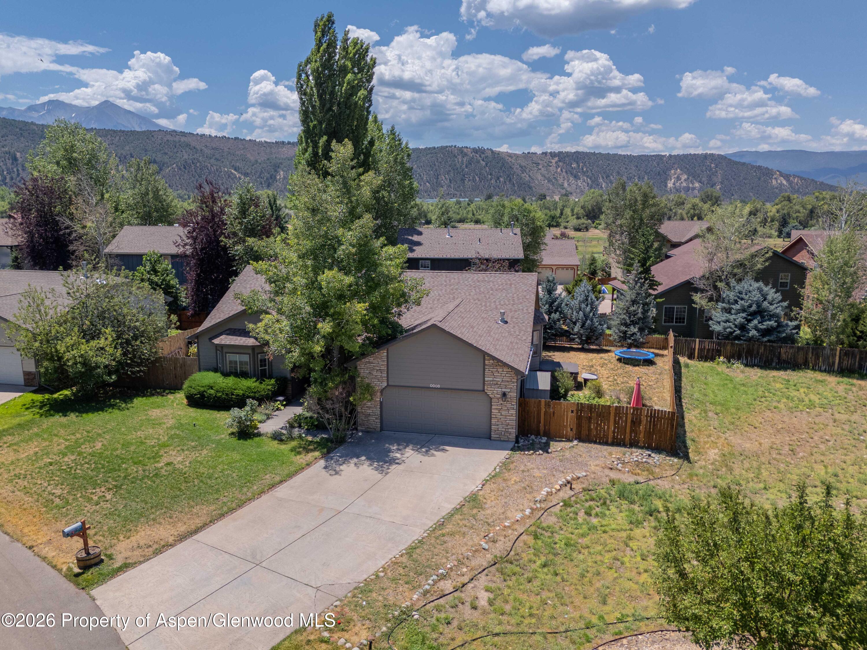 8 Stagecoach Lane
