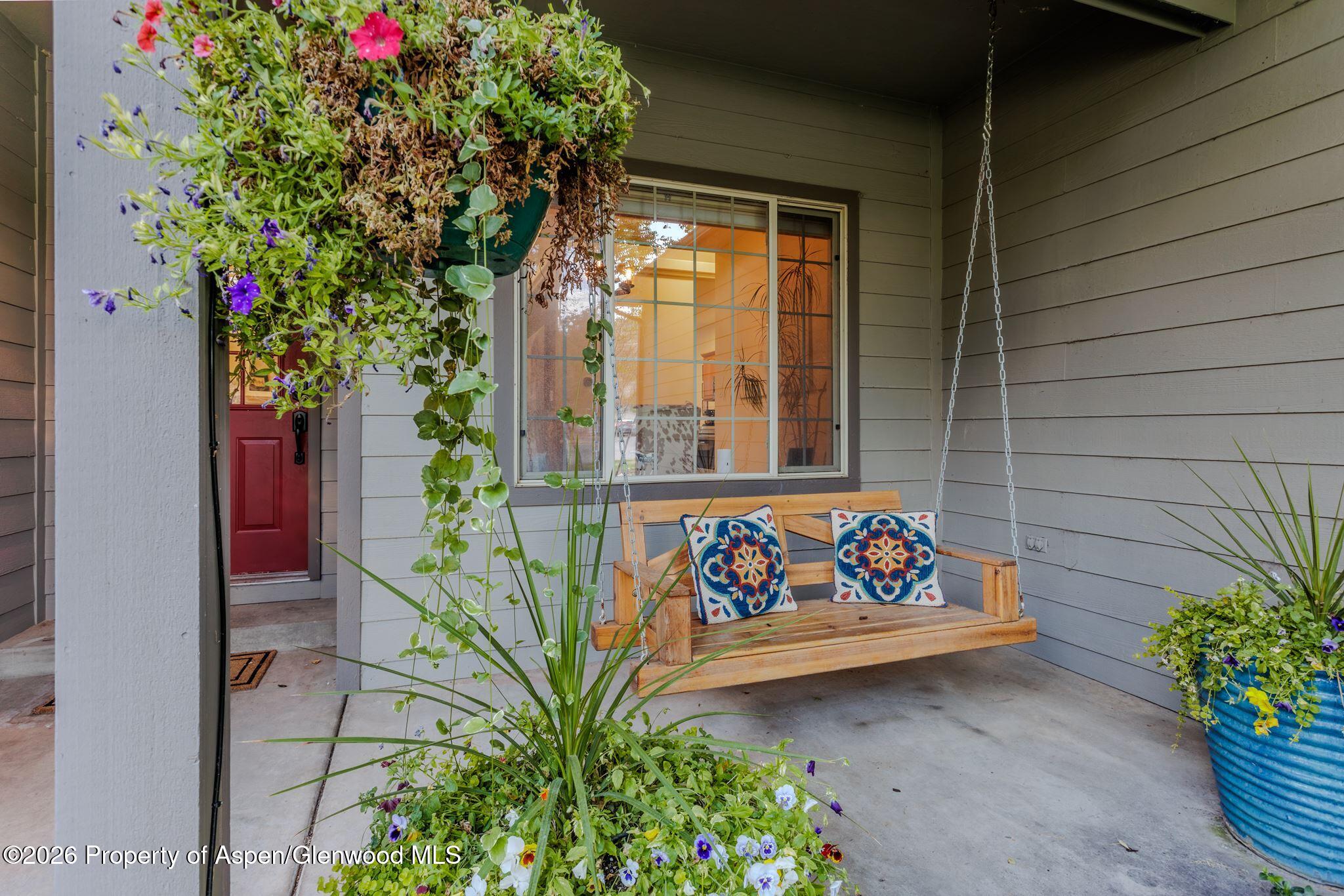 8 Stagecoach Lane
