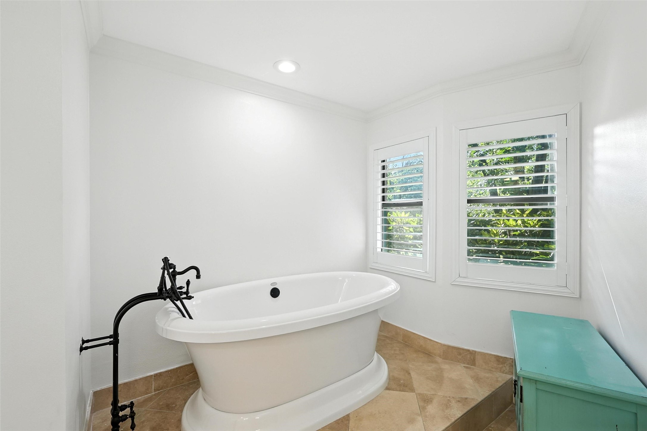 1211 Cross Timber Drive